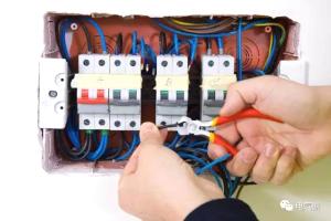 電工帶電作業(yè)接線順序，看你接錯(cuò)沒(méi)？